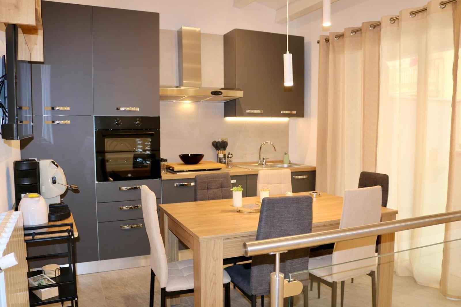 Allumaro House كاستيلاّماري ديل غو المظهر الخارجي الصورة